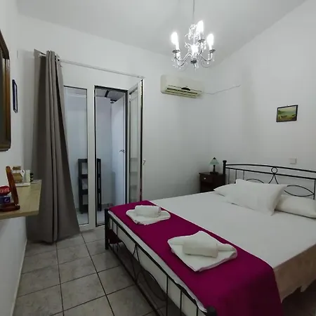 Aronis Spyros Panoramic Seaview Rooms Longos  Room photo
