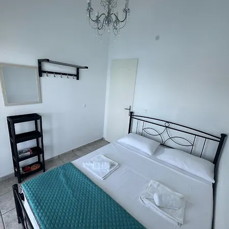 Aronis Spyros Panoramic Seaview Rooms Longos  Room photo