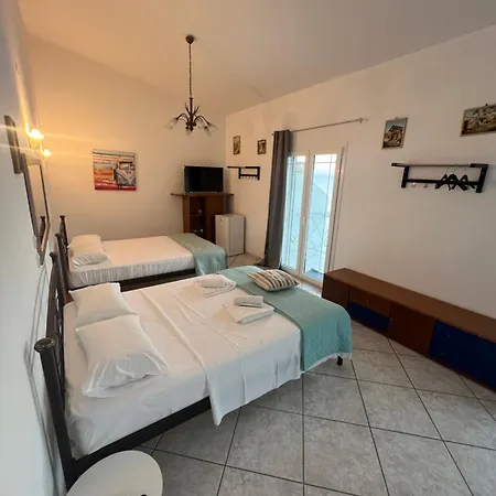 Aronis Spyros Panoramic Seaview Rooms Longos  Room photo