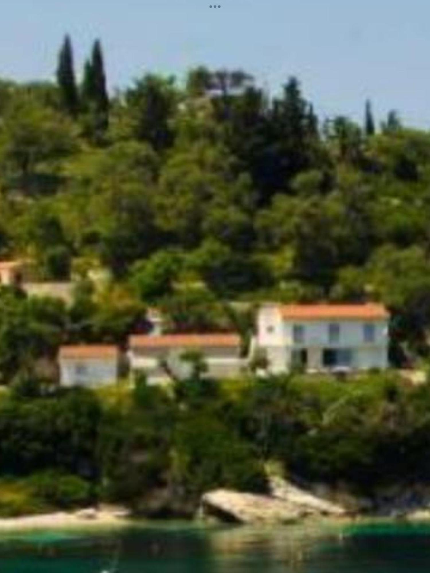 Aronis Spyros Panoramic Seaview Country house